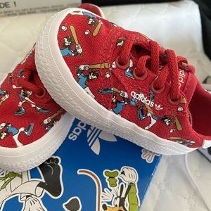 3MC X DISNEY SPORT GOOFY SHOES- size 4/5